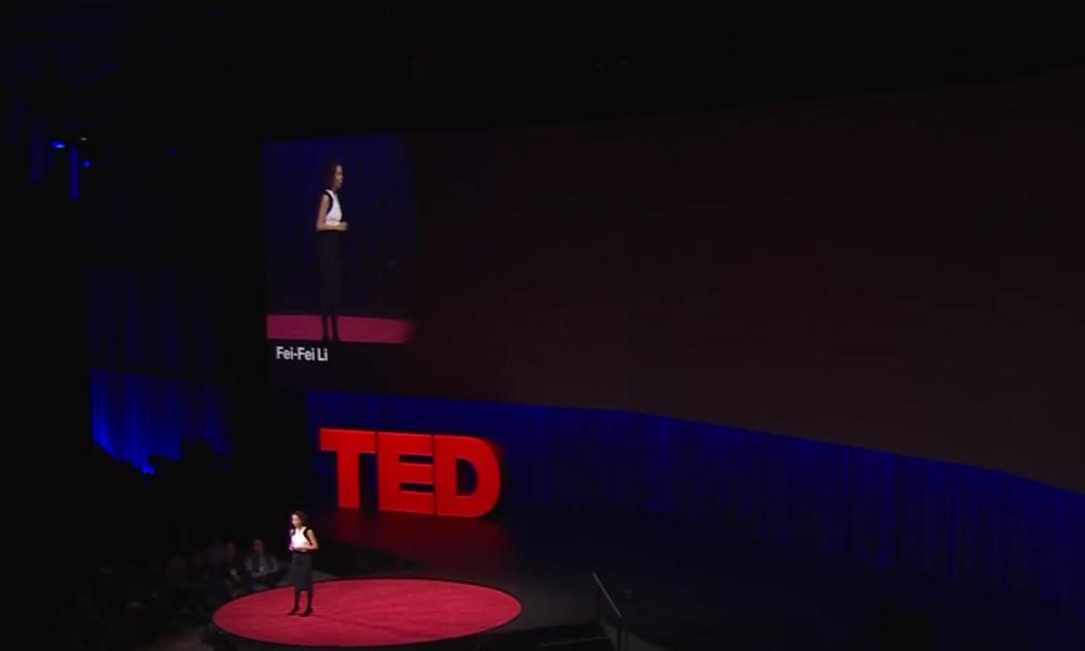 顶尖AI科学家李飞飞演讲：机器人进化离不开空间智能