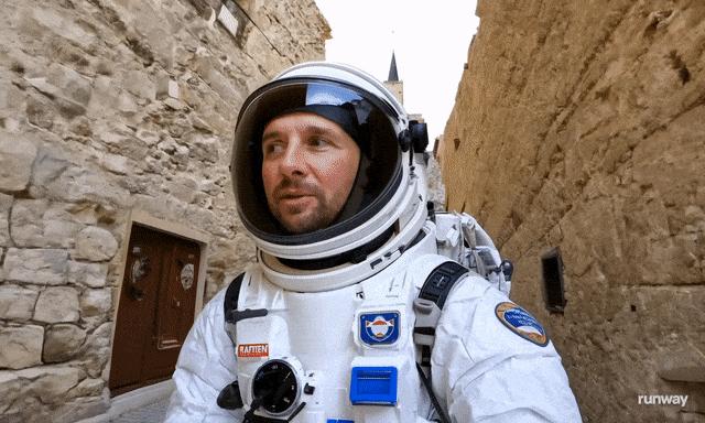 王者归来:AI视频巨头Runway深夜发布Gen-3,演示暴打Sora惊艳网友