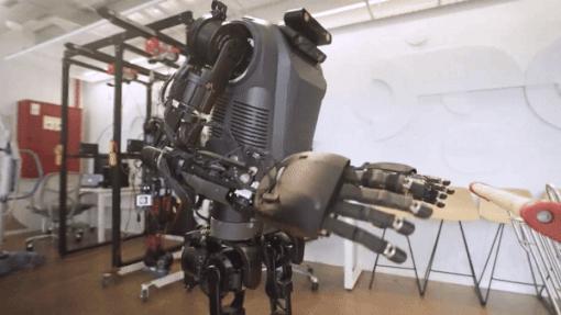 帮忙推车、陪你购物，波士顿动力的劲敌又整新活儿了