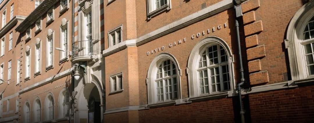 9月,英国这所高中将试行用ChatGPT等AI工具代替教师