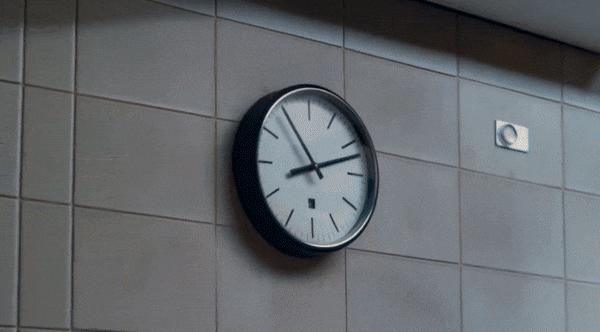 还在死磕镜头?聪明人已经用AI拍时尚广告大片了