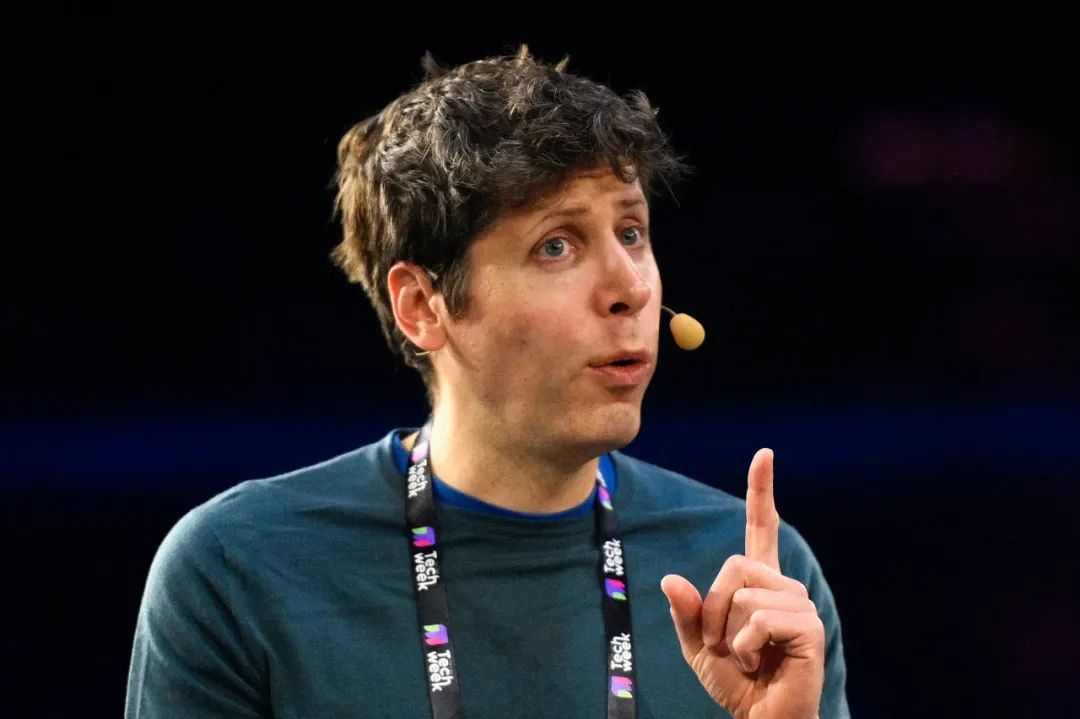 刚刚,ChatGPT发布重磅更新,让我看到了AGI时代的终极交互形态