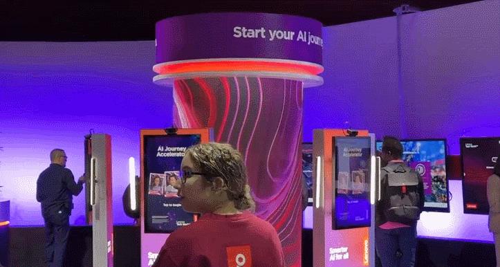 AI圈顶流捧场，黄仁勋苏姿丰都来了，联想亮AI Now智能体大招，连甩10多个重磅AI产品