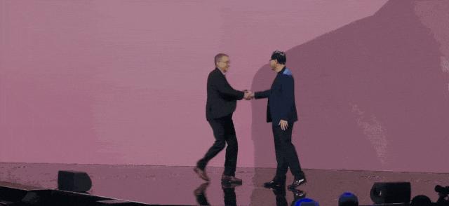 AI圈顶流捧场，黄仁勋苏姿丰都来了，联想亮AI Now智能体大招，连甩10多个重磅AI产品