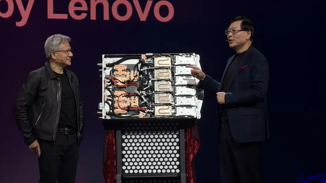 AI圈顶流捧场，黄仁勋苏姿丰都来了，联想亮AI Now智能体大招，连甩10多个重磅AI产品