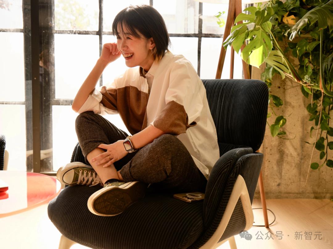 突发!OpenAI七年元老、安全副总裁Lilian Weng官宣离职!北大本科,决定专心写博客