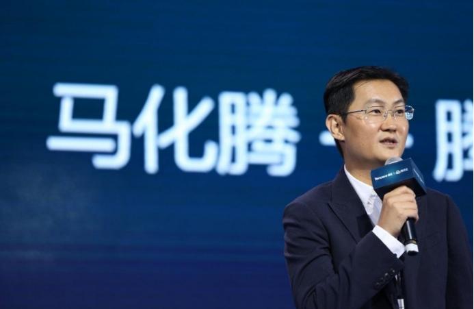 腾讯新闻“掘墓人”王诗沐重生:开启二次元AIGC创业?