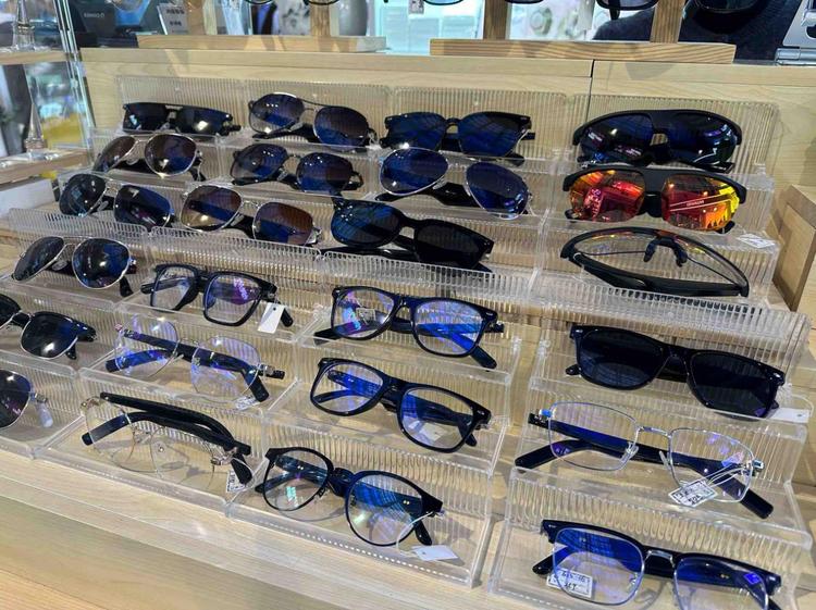 我去华强北走了一圈,发现这里正被另一种AI包围