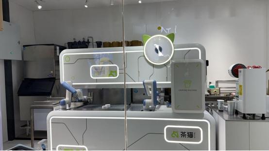 被“价格战”逼到墙角,新茶饮开始“卷AI”