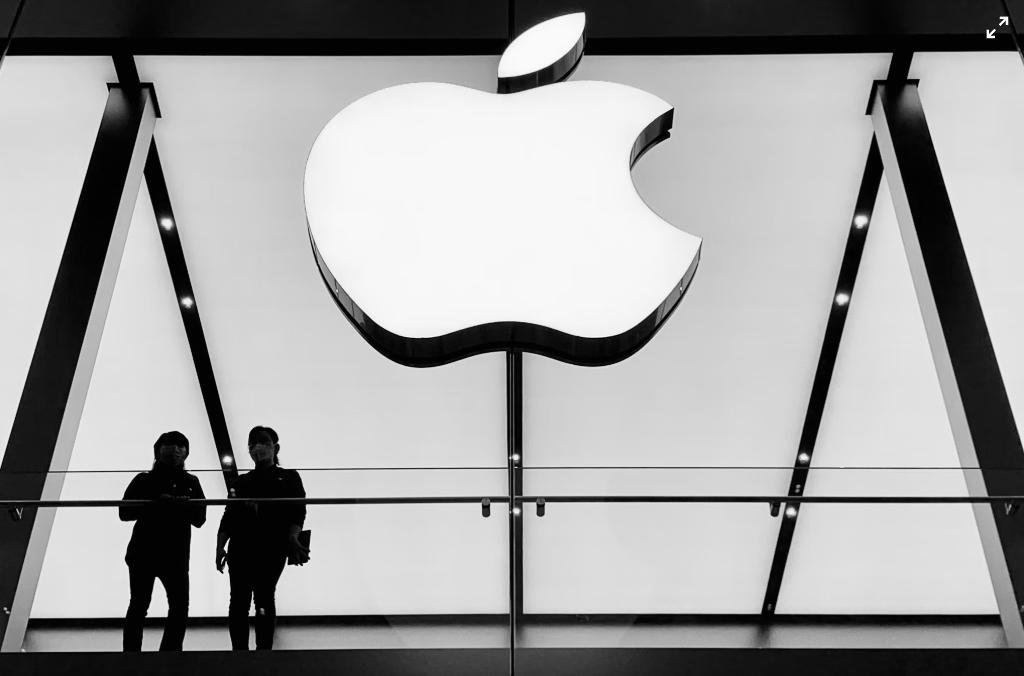 苹果,马斯克的新“仇人”?