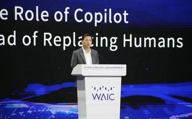 2025,大模型规模化应用的「觉醒年代」?