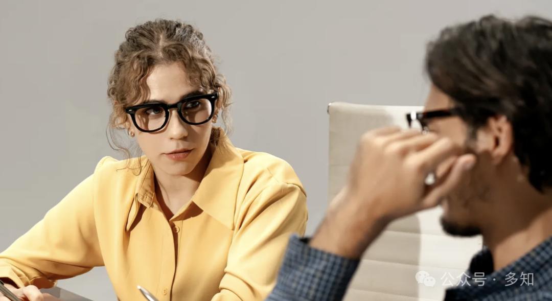 CES 2025：井喷的AI陪伴与AI眼镜