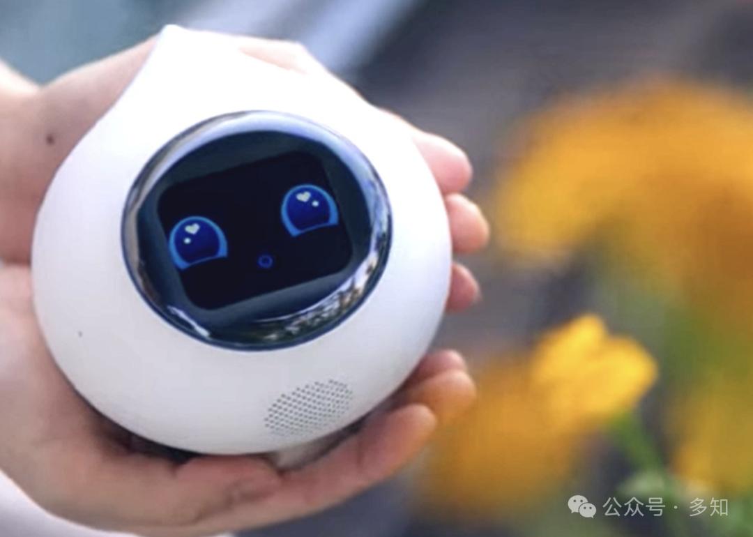 CES 2025：井喷的AI陪伴与AI眼镜