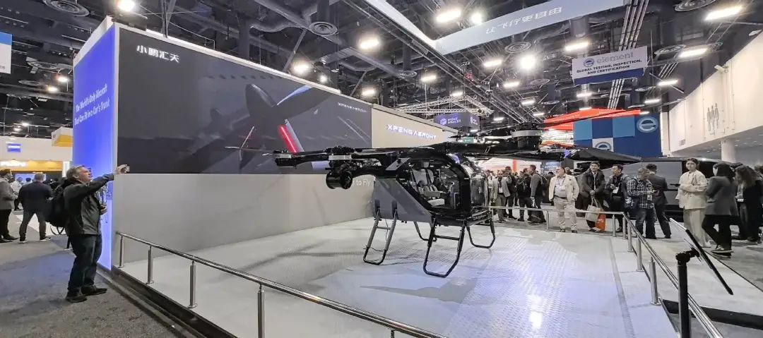 中国AI硬件,正在占领CES